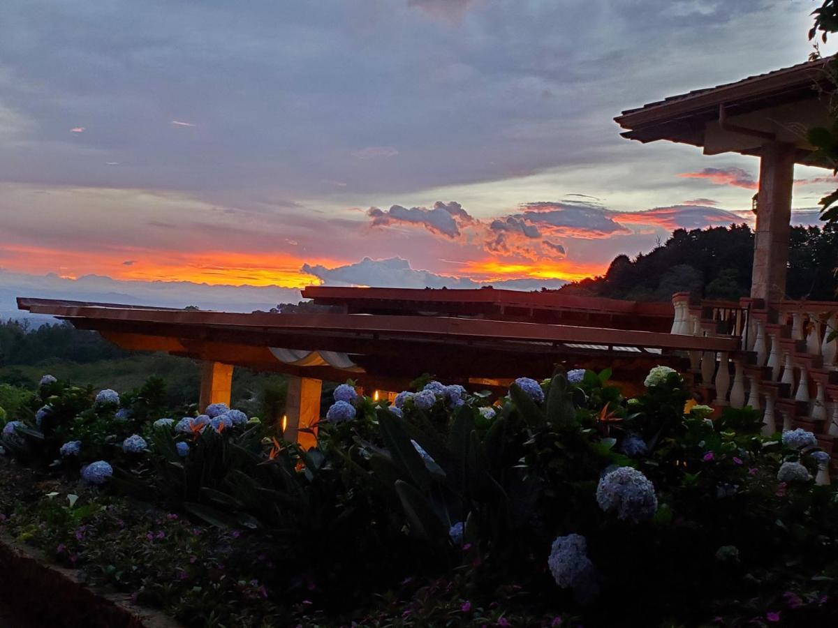 Finca Paraiso Mountain Retreat Near San Jose Airport Birrí 외부 사진
