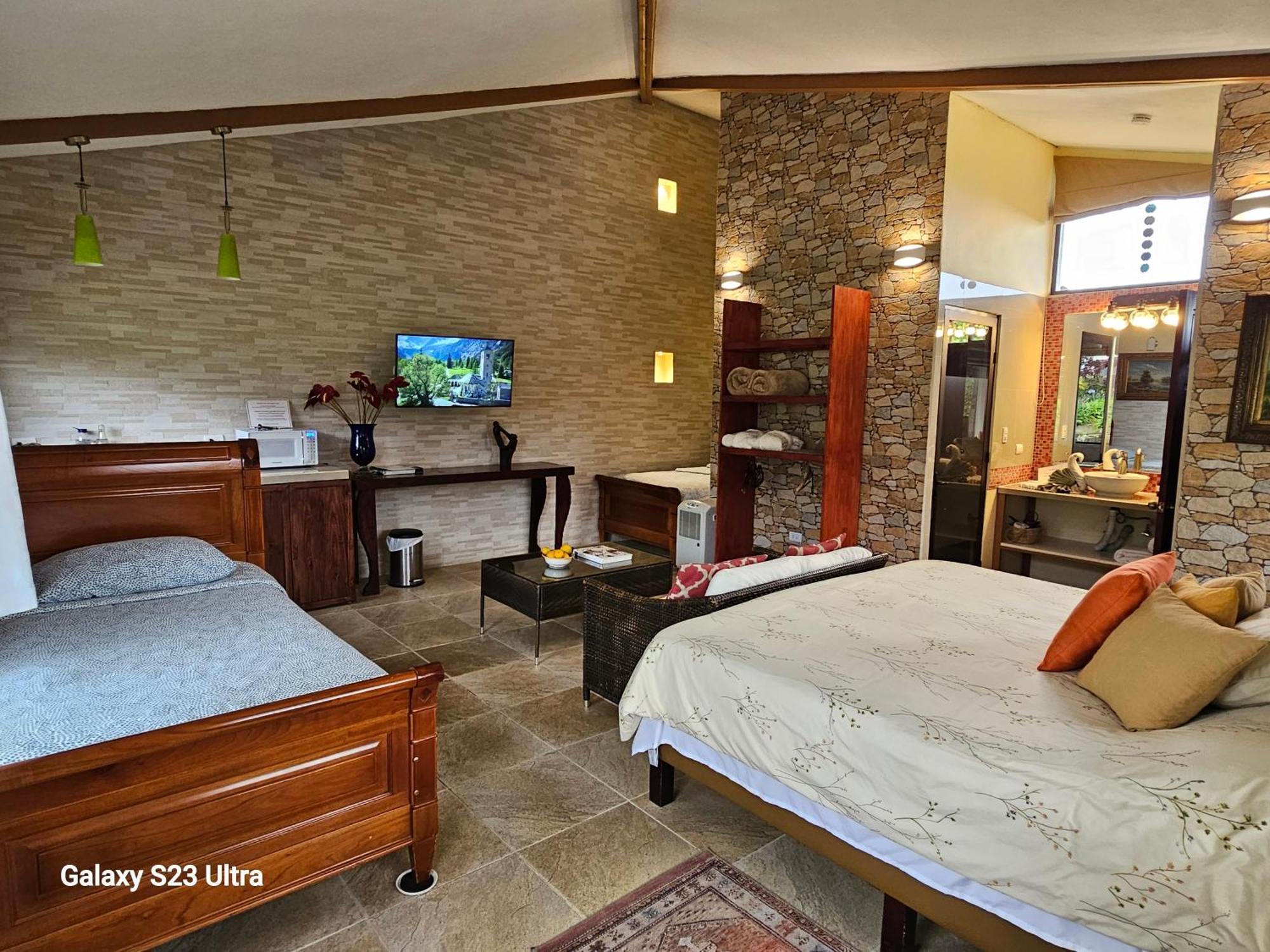 Finca Paraiso Mountain Retreat Near San Jose Airport Birrí 외부 사진